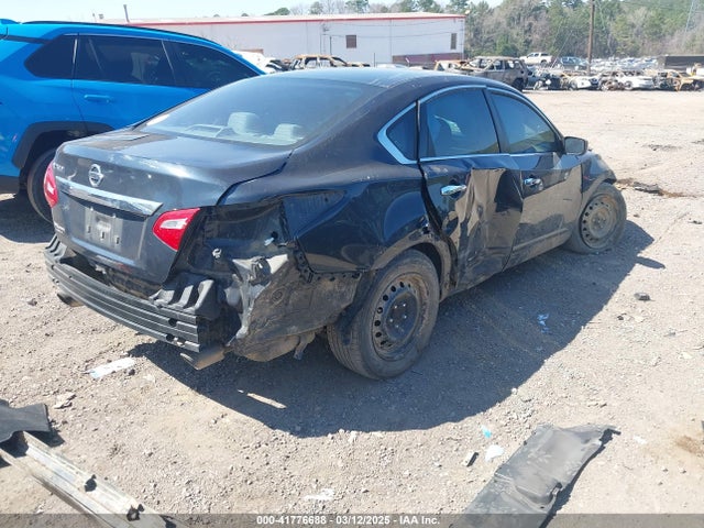 1N4AL3AP7HN324012 Nissan Altima 2.5 S