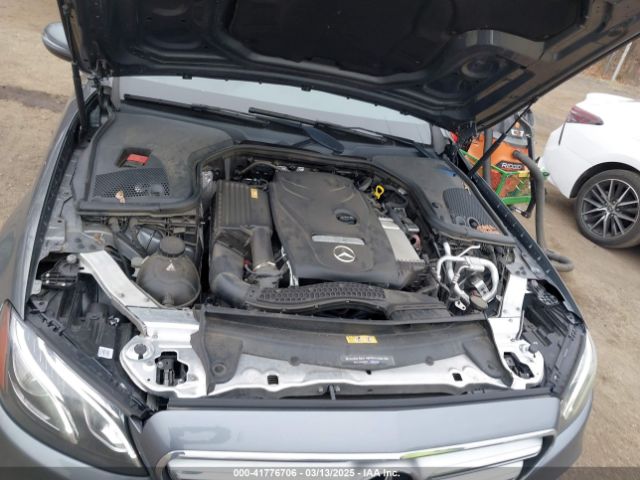 WDDZF4KB9HA082060 Mercedes-Benz E 300 4matic
