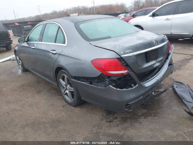 WDDZF4KB9HA082060 Mercedes-Benz E 300 4matic