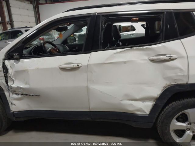 3C4NJDBB0HT692722 Jeep New Compass Latitude 4x4