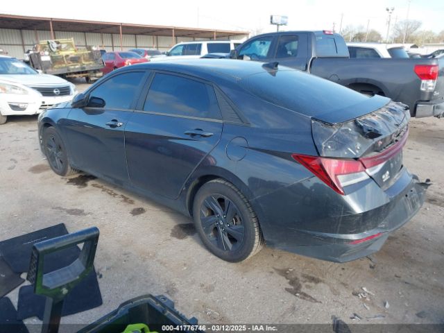 5NPLM4AG6NH070858 Hyundai ELANTRA SEL