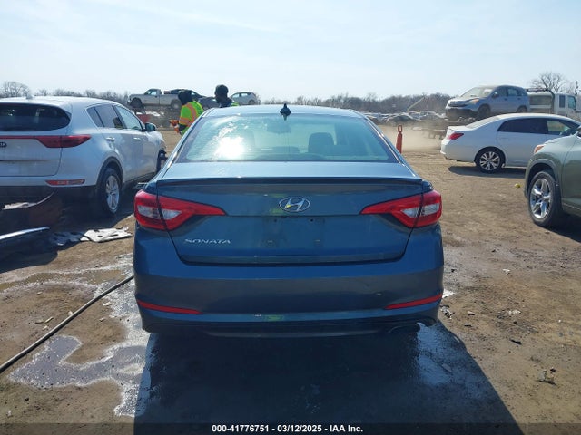 Hyundai SONATA SE 2016 5NPE24AF5GH306862 Image 16