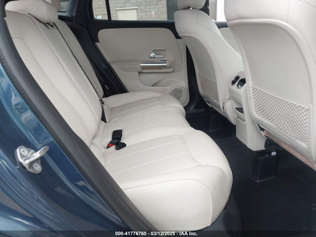 W1N4N4HB7NJ370078 Mercedes-Benz Gla 250 4matic