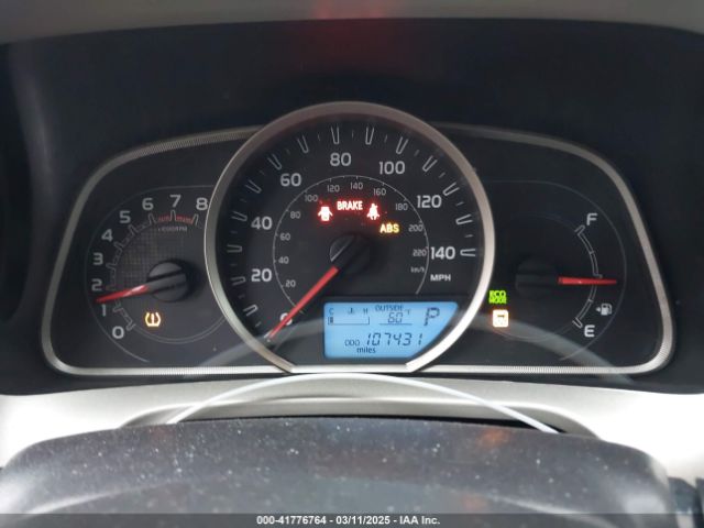 2T3ZFREVXFW231667 Toyota RAV4 LE
