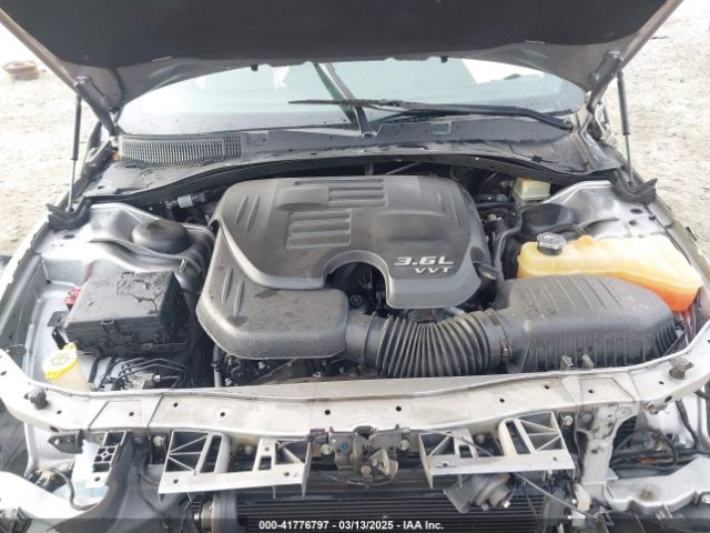 2C3CDXHG5GH215721 Dodge Charger Sxt