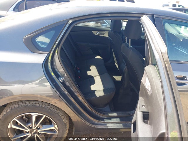 KIA Forte Lxs 2023 3KPF24AD2PE586991 Image 8