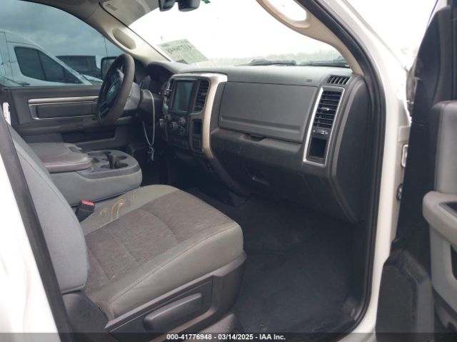 1C6RR6GT6FS582111 RAM 1500 Lone Star