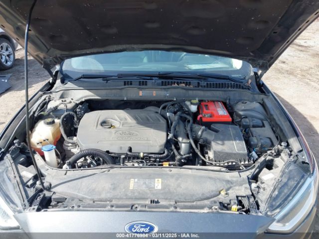 3FA6P0HD5JR210985 Ford FUSION SE