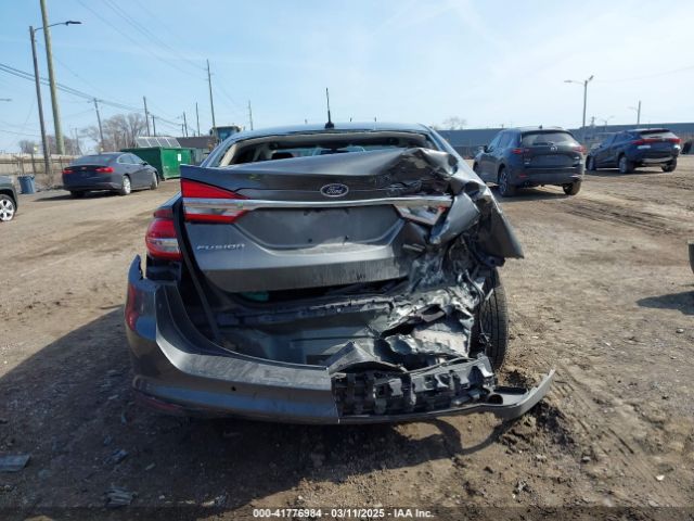 3FA6P0HD5JR210985 Ford FUSION SE