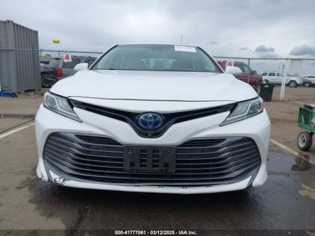 4T1B21HK2JU005091 Toyota Camry Hybrid Xle