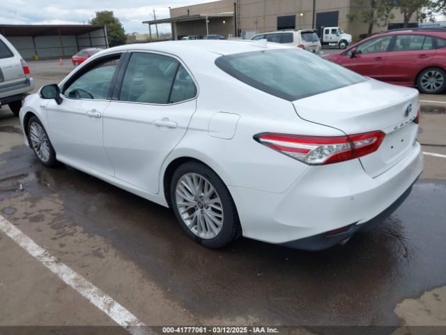 4T1B21HK2JU005091 Toyota Camry Hybrid Xle