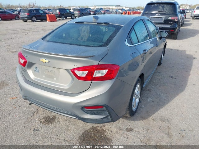 1G1BE5SM1H7165431 Chevrolet Cruze Lt Auto