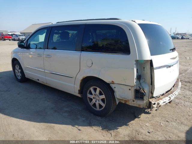 2011 CHRYSLER TOWN & COUNTRY 2A4RR5DG0BR746890 Photo 2
