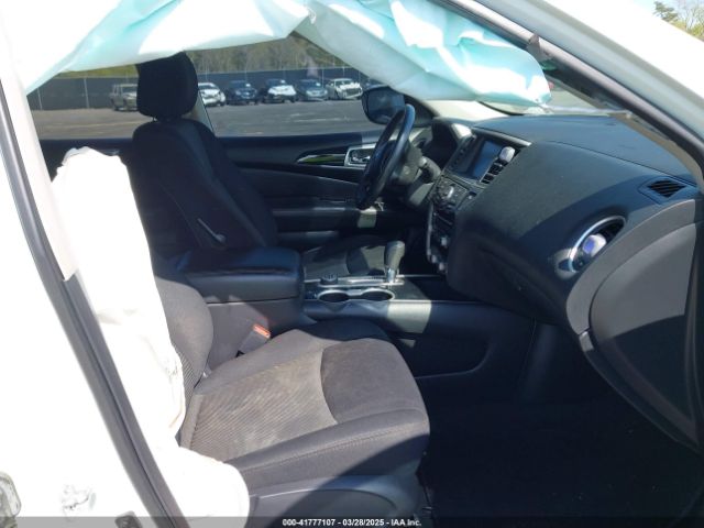 5N1DR2MM0JC647915 Nissan Pathfinder Sv