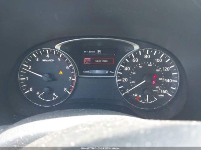 5N1DR2MM0JC647915 Nissan Pathfinder Sv
