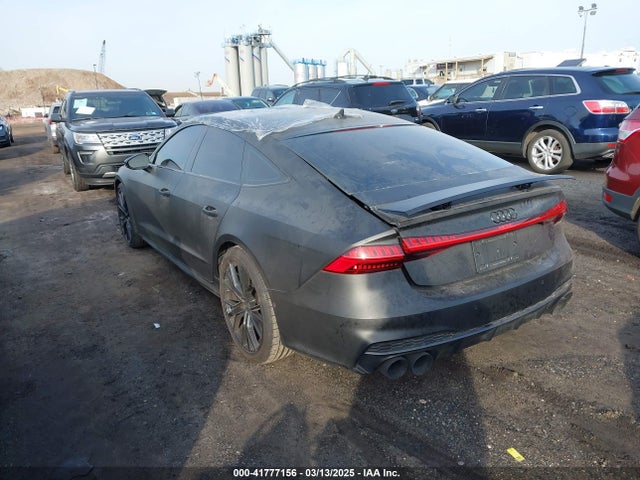 2023 AUDI S7 SPORTBACK WAURFBF23PN064411 Photo 2