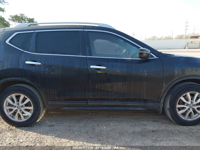 Nissan ROGUE S 2019 5N1AT2MT6KC843130 Image 13