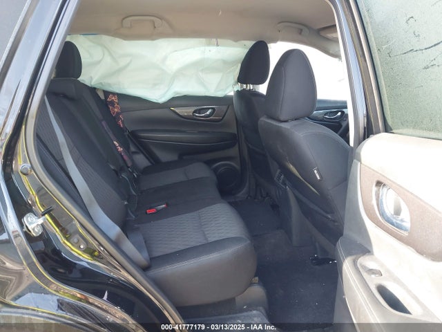 Nissan ROGUE S 2019 5N1AT2MT6KC843130 Image 8