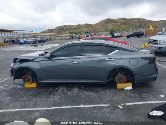 1N4BL4EV9LC226557 Nissan 2020