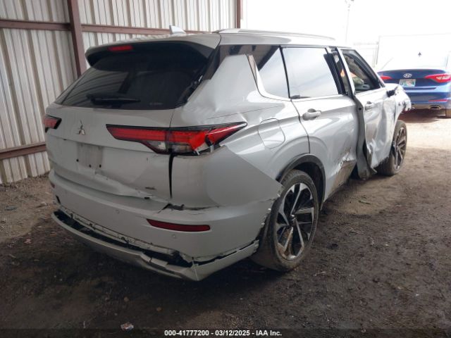 2023 MITSUBISHI OUTLANDER JA4J4VA8XPZ037986 Photo 3
