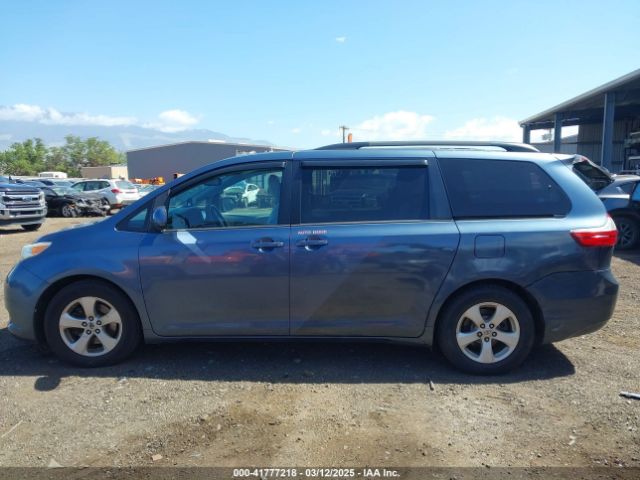 5TDKZ3DC1HS786551 Toyota Sienna Le 7 Passenger