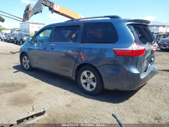5TDKZ3DC1HS786551 Toyota Sienna Le 7 Passenger