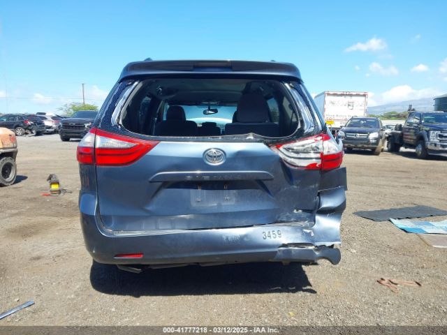 5TDKZ3DC1HS786551 Toyota Sienna Le 7 Passenger
