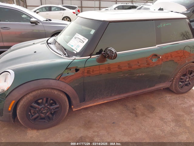 2013 MINI HARDTOP WMWSU3C52DT690373 Photo 5