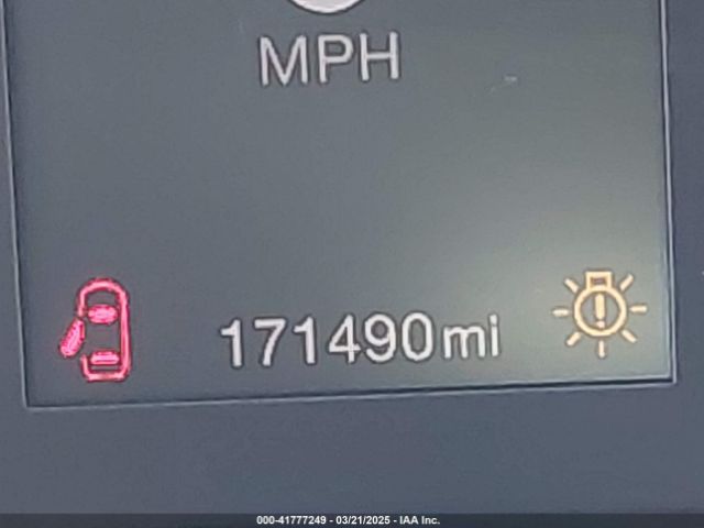 ZACCJABT1FPB37863 Jeep Renegade Latitude