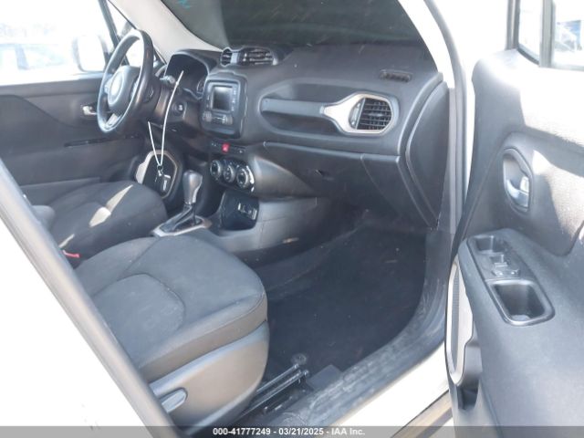 ZACCJABT1FPB37863 Jeep Renegade Latitude