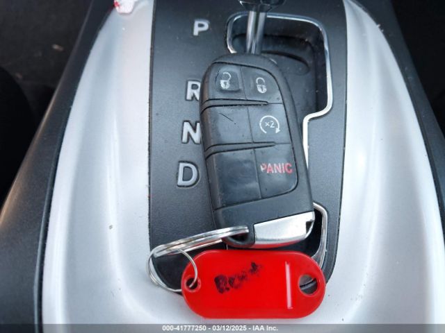 3C4PDCBBXKT861159 Dodge JOURNEY SE