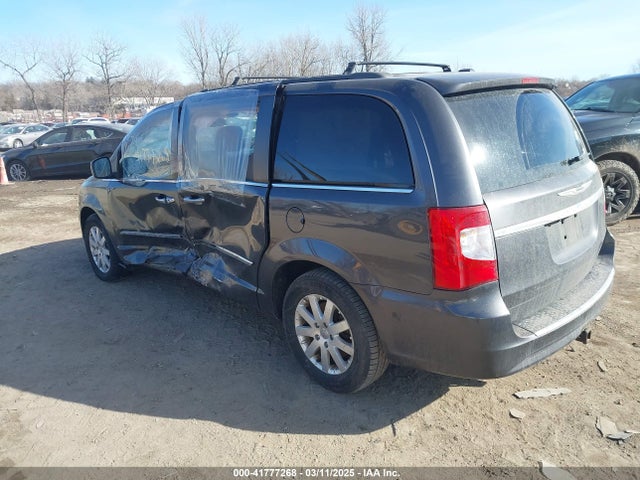 2C4RC1BG2FR753610 Chrysler Town & Country Touring