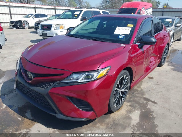 4T1B11HK4JU555461 Toyota CAMRY SE