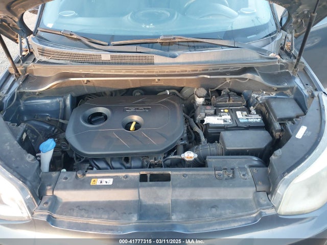 KIA SOUL + 2015 KNDJP3A5XF7114082 Image 10