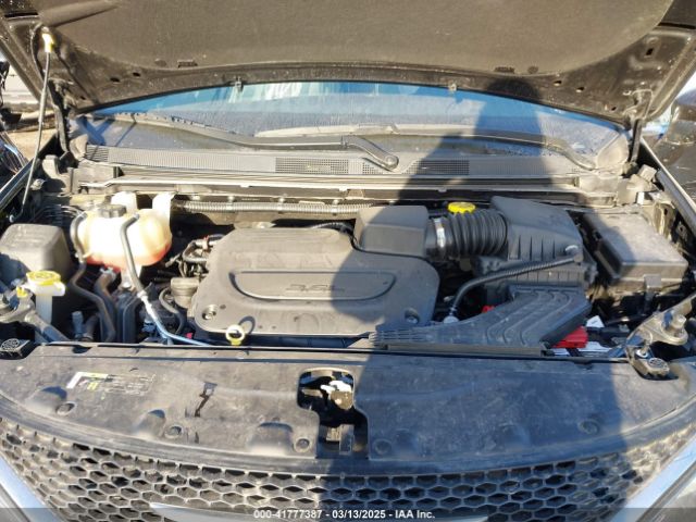 2C4RC1DG8MR551168 Chrysler Voyager Lxi