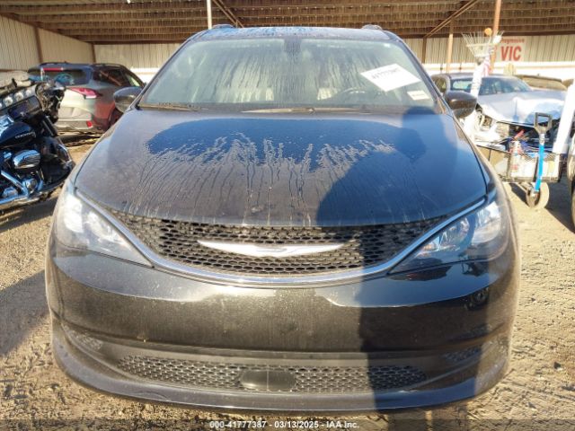 2C4RC1DG8MR551168 Chrysler Voyager Lxi