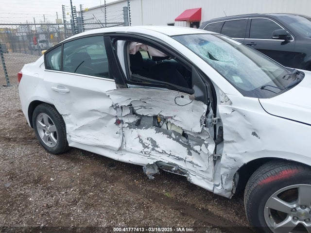 1G1PC5SB0F7114266 Chevrolet Cruze 1lt Auto