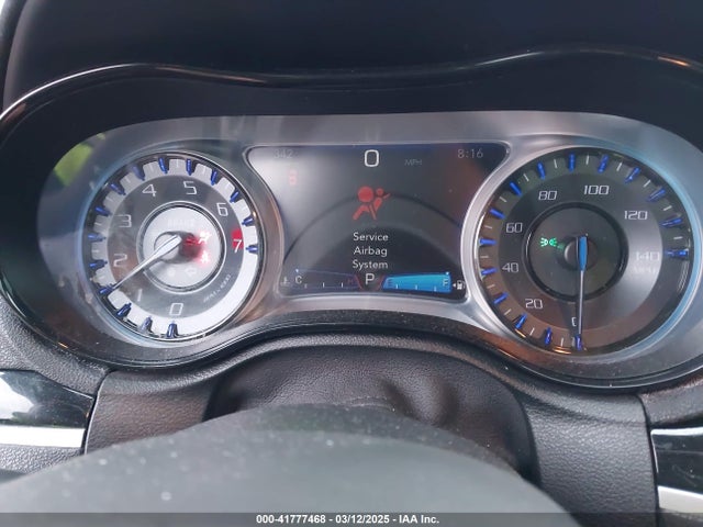 2C3CCABG6JH152659 Chrysler 300 300s