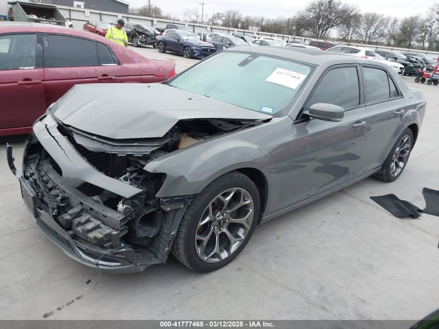 2C3CCABG6JH152659 Chrysler 300 300s