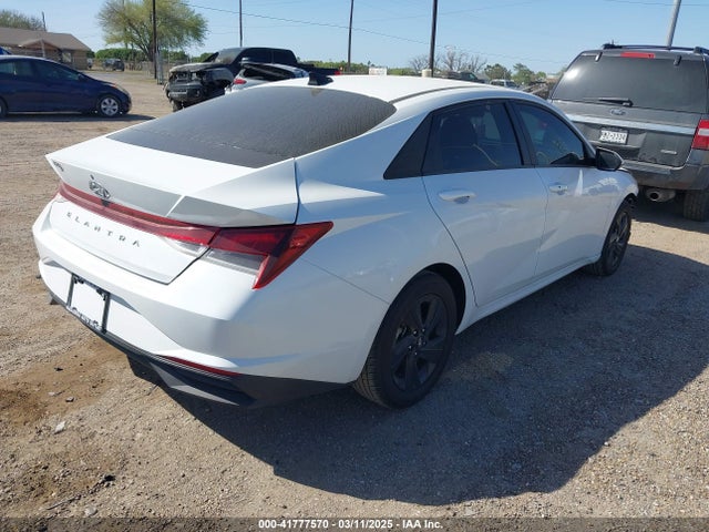 5NPLM4AG1MH032078 Hyundai ELANTRA SEL