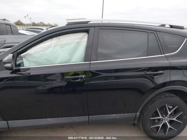 2T3NFREV8JW454135 Toyota RAV4 SE