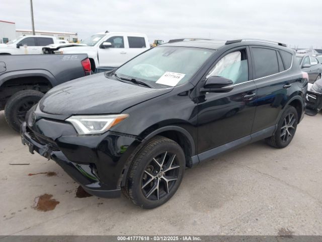 2T3NFREV8JW454135 Toyota RAV4 SE