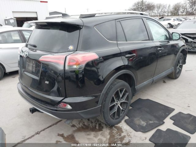 2T3NFREV8JW454135 Toyota RAV4 SE