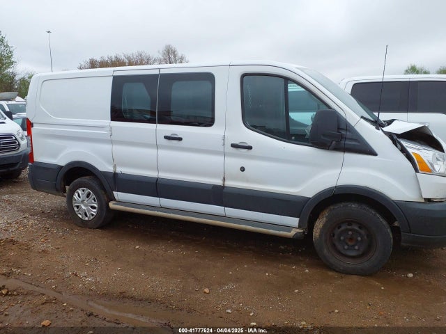 1FTYR1ZM6JKB17933 Ford Transit-250