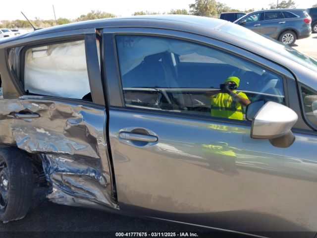 3N1CE2CP9HL380525 Nissan Versa Note Sv