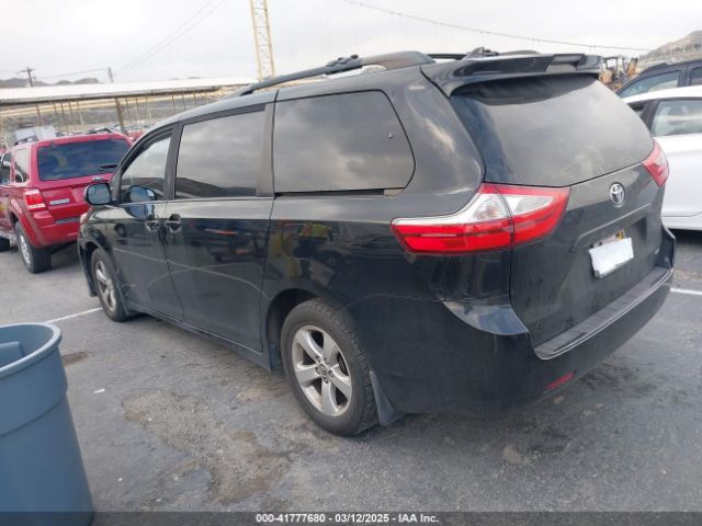 5TDKZ3DC4JS958786 Toyota Sienna Le 8 Passenger