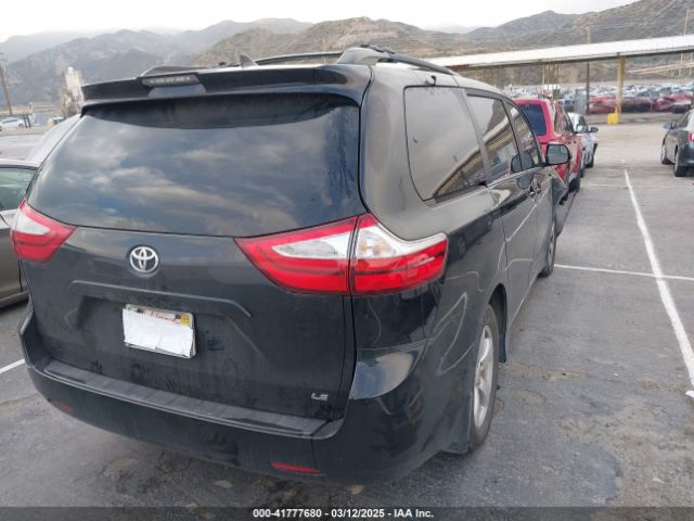 5TDKZ3DC4JS958786 Toyota Sienna Le 8 Passenger