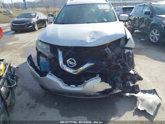 Nissan ROGUE SV 2015 5N1AT2MT7FC877986 Image 6