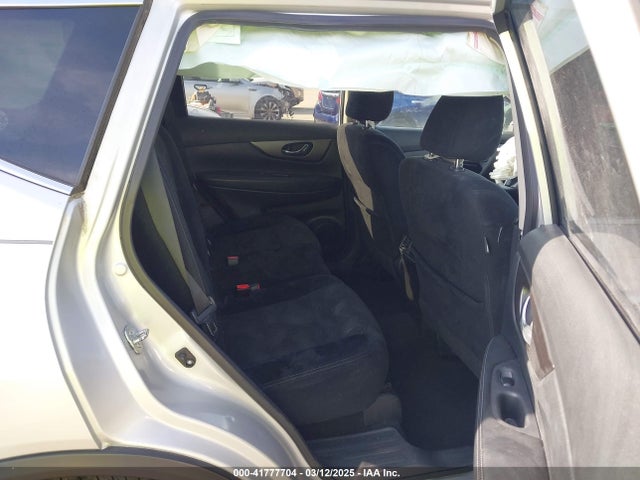 Nissan ROGUE SV 2015 5N1AT2MT7FC877986 Image 8