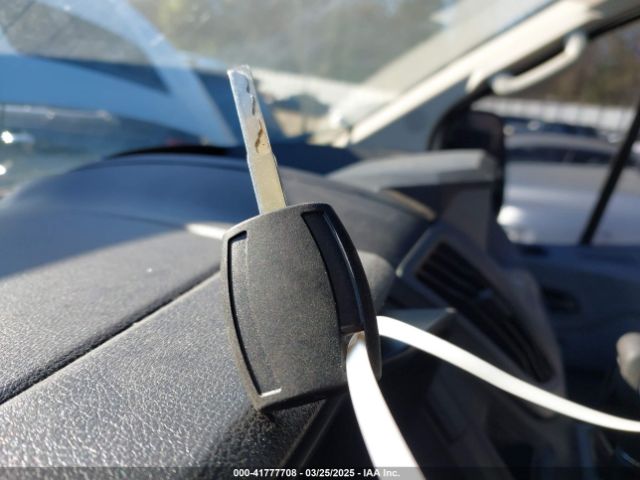 1FTYR1ZM1GKA14637 Ford Transit-250